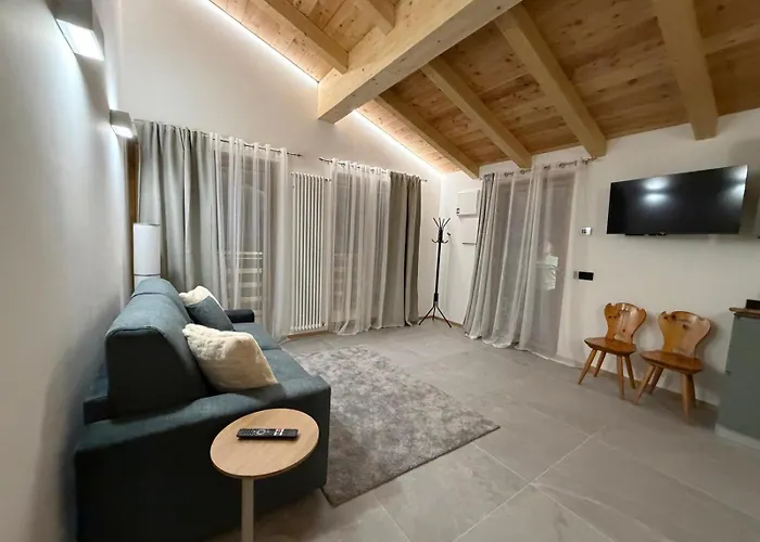 Maison Ginclo' * Аяс