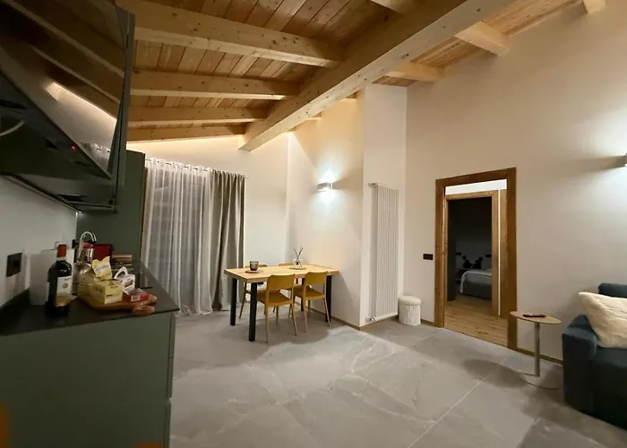 Maison Ginclo' Аяс