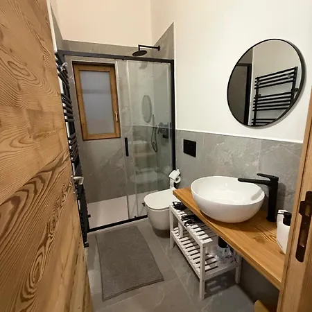 Maison Ginclo' 아야스